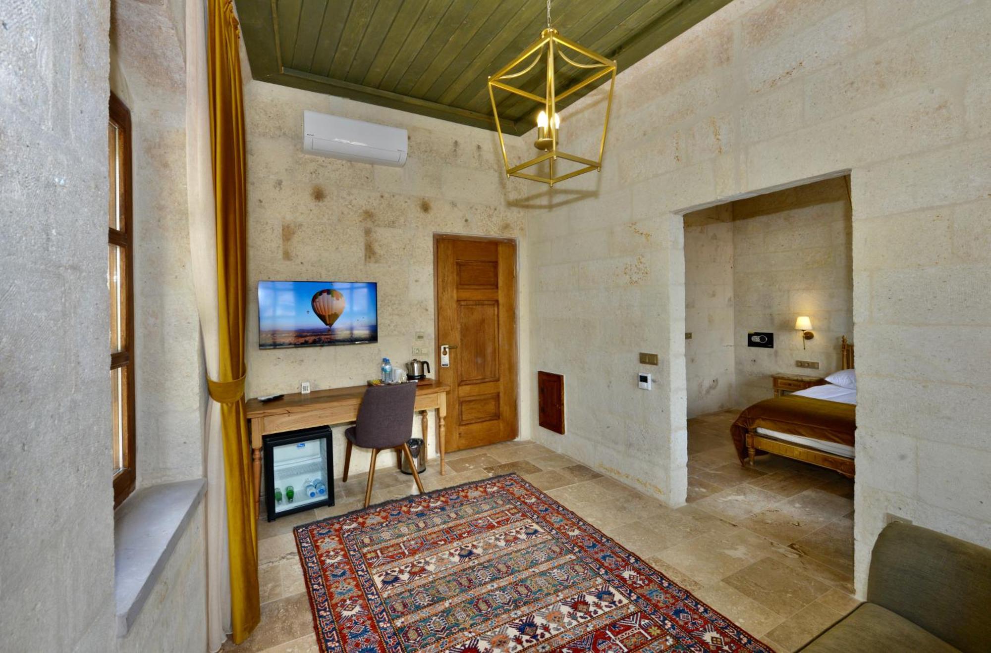 Evanthia Cave Suites Urgup Room photo