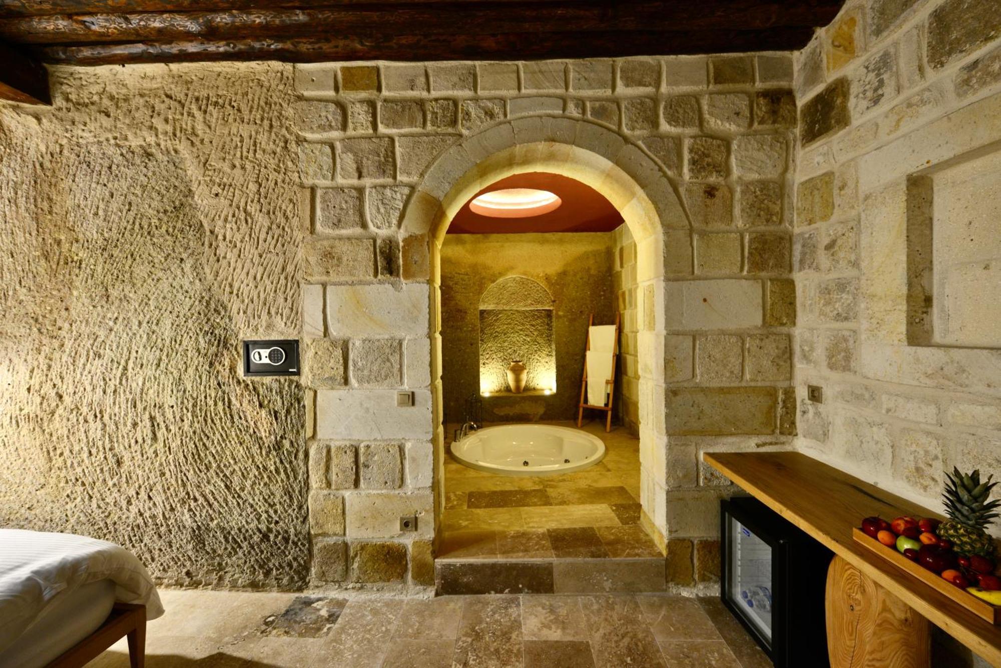 Evanthia Cave Suites Urgup Room photo